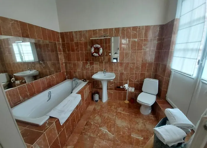 Bed & Breakfast Domaine De Senercy